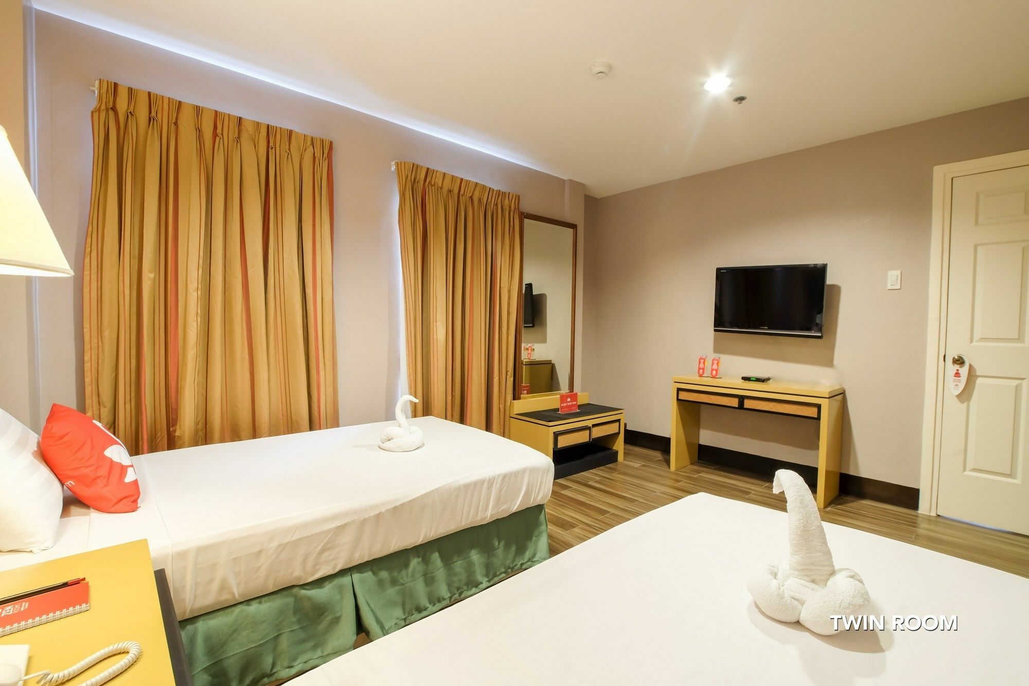 Zen Rooms Del Pilar Malate Manila Eksteriør billede